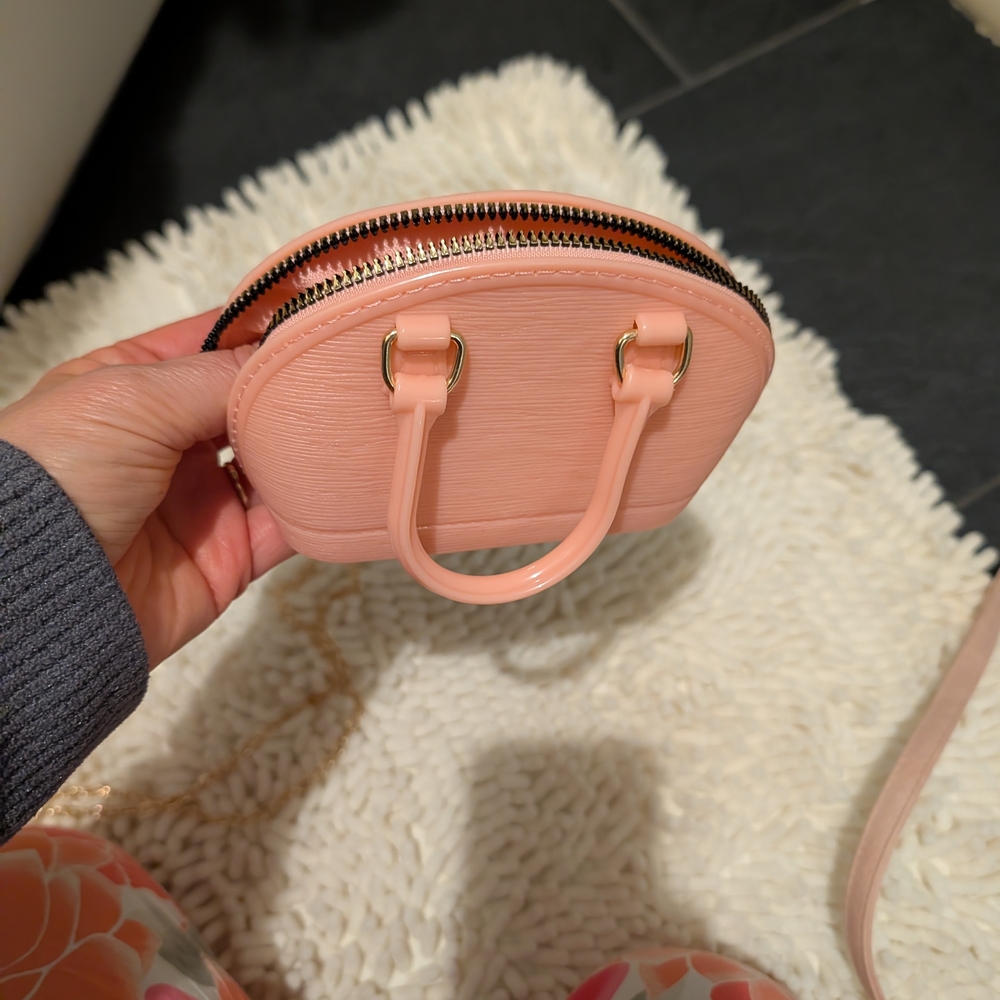 Elegant Pink Handbag